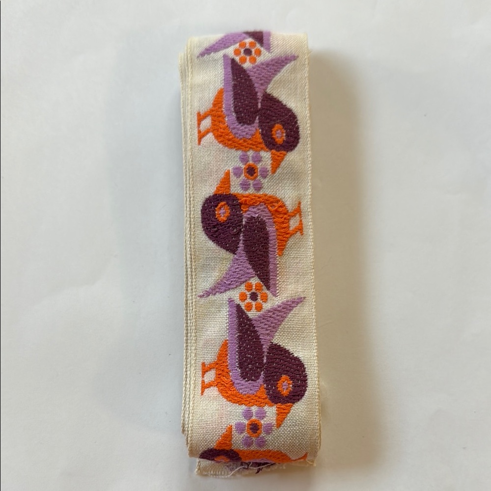 10’ Vintage 1970s Embroidered Bird Pattern 2” Cloth Ribbon Purple Orange